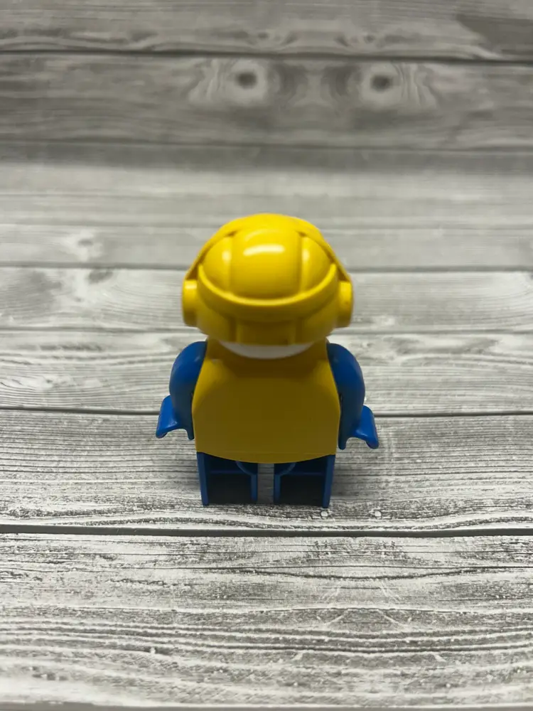 Share Lego Duplo Figure Clown With Yellow Helmet