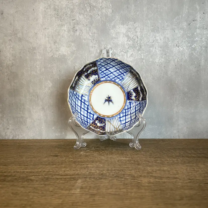 Imari Style Vintage Porcelain Bowl - 6 Inch Blue Gold Scalloped (0051-25)