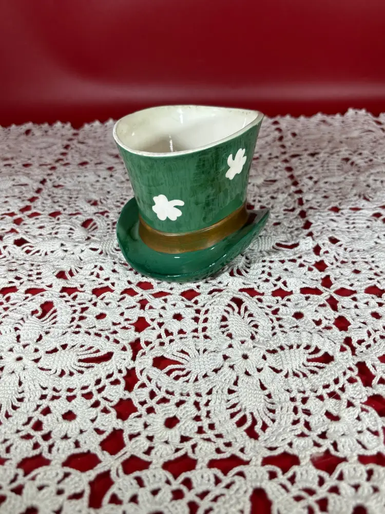 Vintage Relpo Shamrock Top Hat Planter