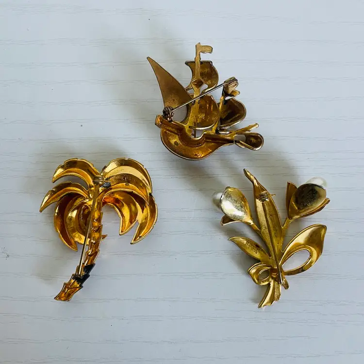Three Damascene Vintage Brooch Ladies Pins Spain Lot Costume Jewelry Palm Ship