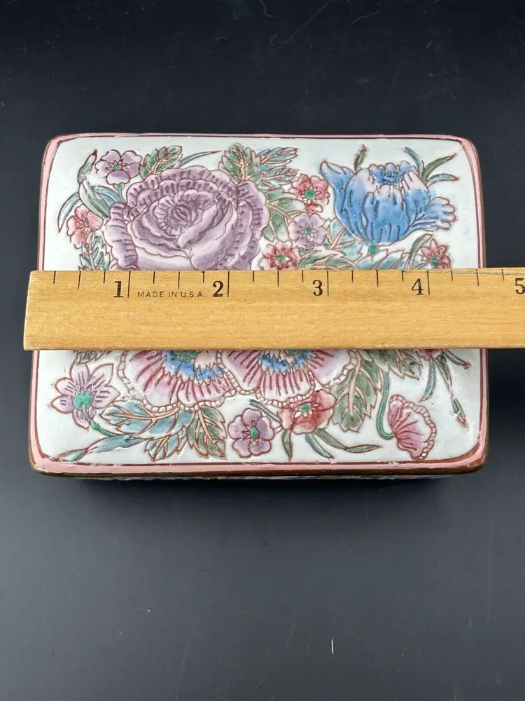 Vintage Chinese Macau Porcelain Embossed Floral Trinket Dresser Box