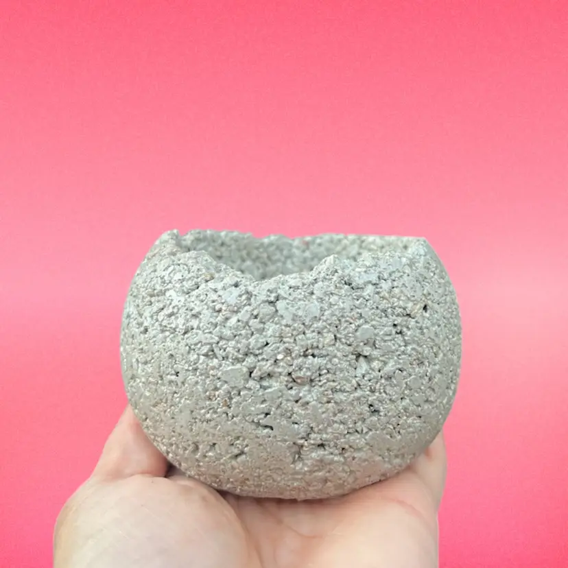 2.75” Gritty Concrete Globe Planter