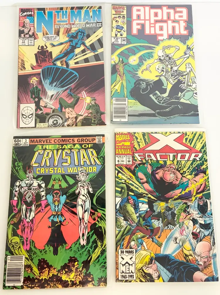 Lot of (16) Marvel & DC Comics