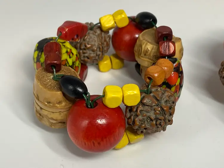 4 ColorfulNapkin Rings made of Bombona Seeds, Acai Berries and Tagua Nuts