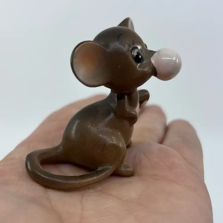 Adorable Josefs Original Bubble Gum Mouse 2”