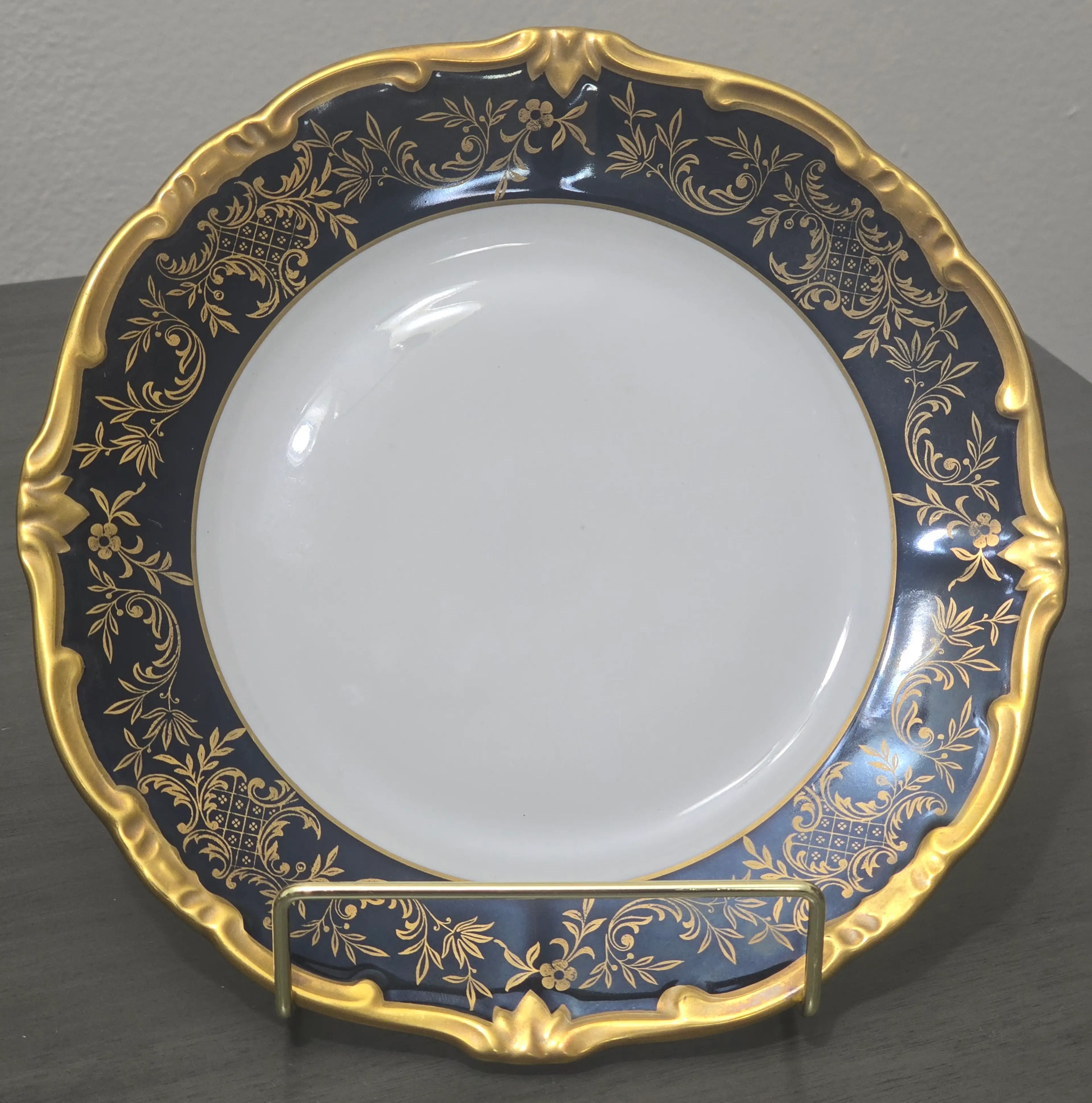 Image 2 of 19