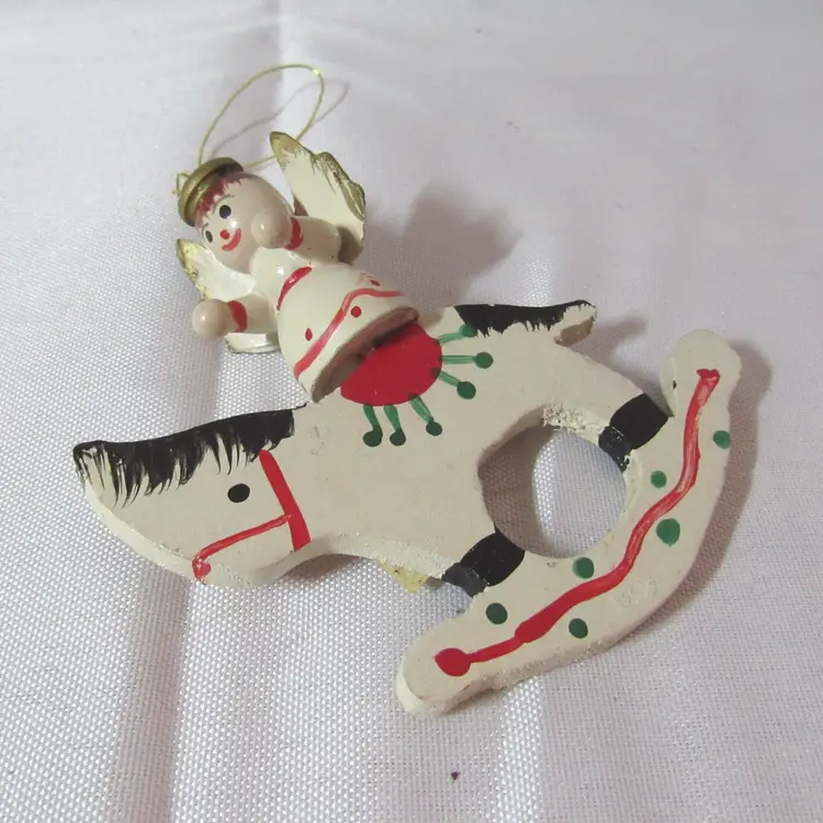 6 Vtg Wooden Christmas Ornaments