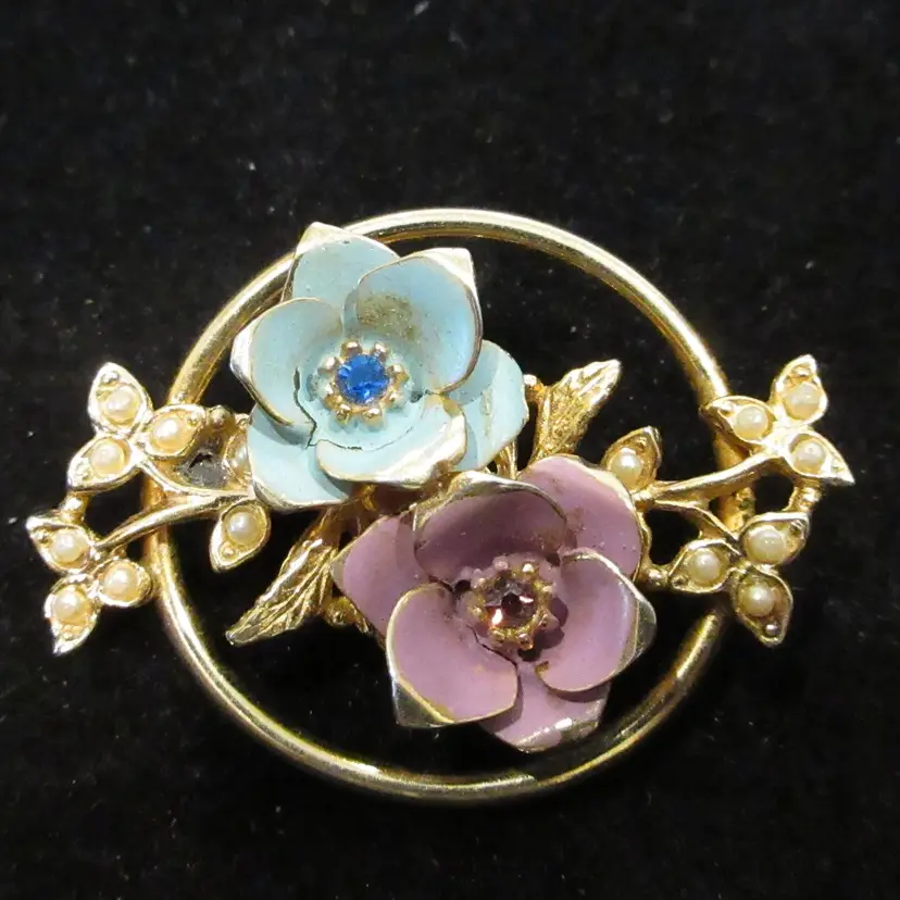 Vintage Gold Tone Metal & Enamel/Rhinestone/Faux Pearl Double Flower Brooch - 1.5 Inches Long