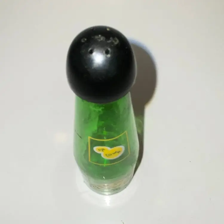 Singleton Vintage 1950's Up-Town Soda Pop Salt & Pepper Shaker Green Glass