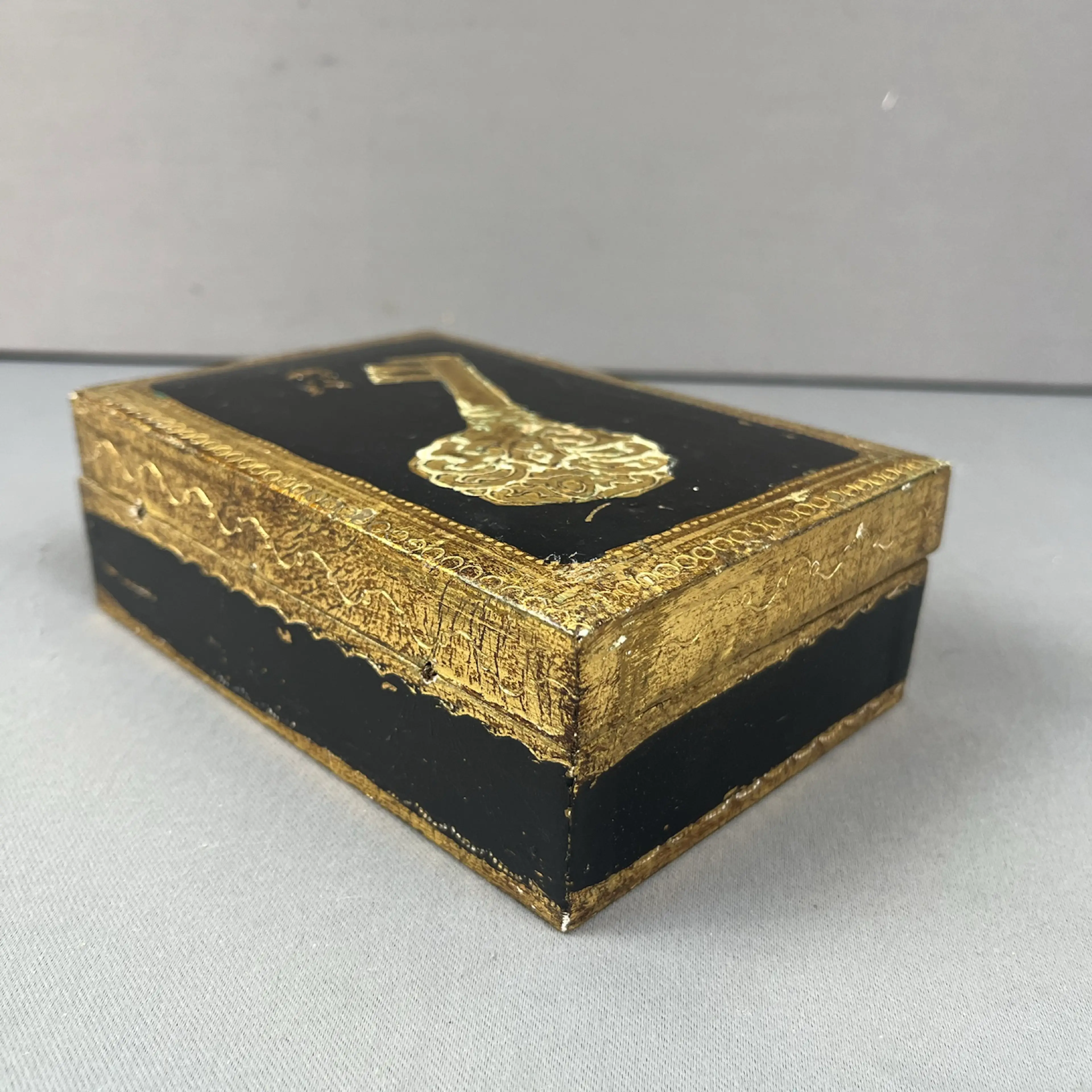 Image 3 of 11