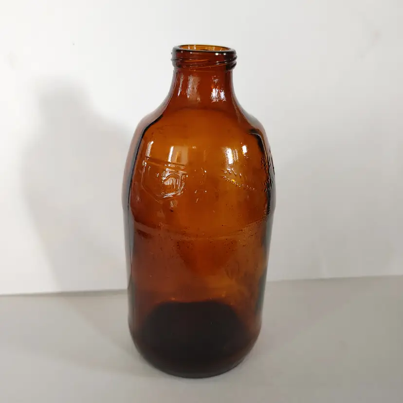 Vintage Amber "Stubby" Beer Bottle. 6 inches tall.