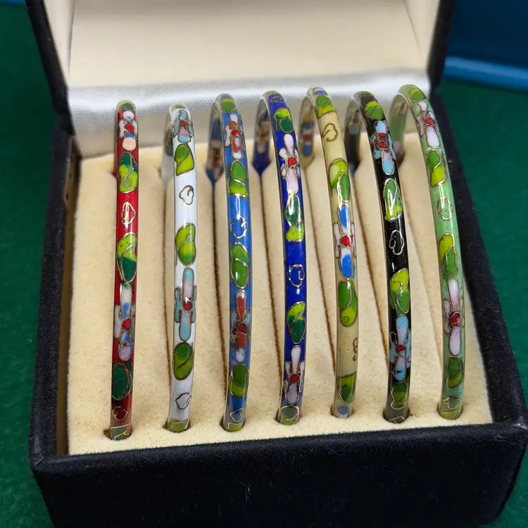 Set Of 7 Cloisonné Bangle Bracelets In Original Box Rainbow Enameled Florals