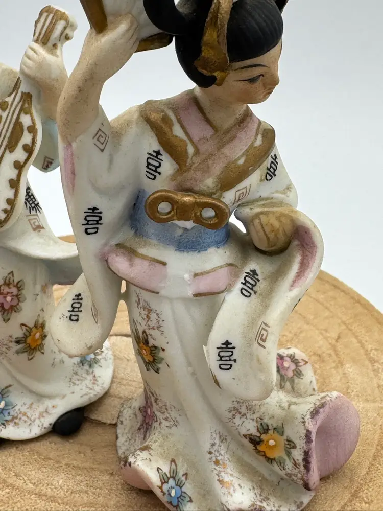 Vintage Asian Couple Geisha and Musician Porcelain 4” Lefton READ