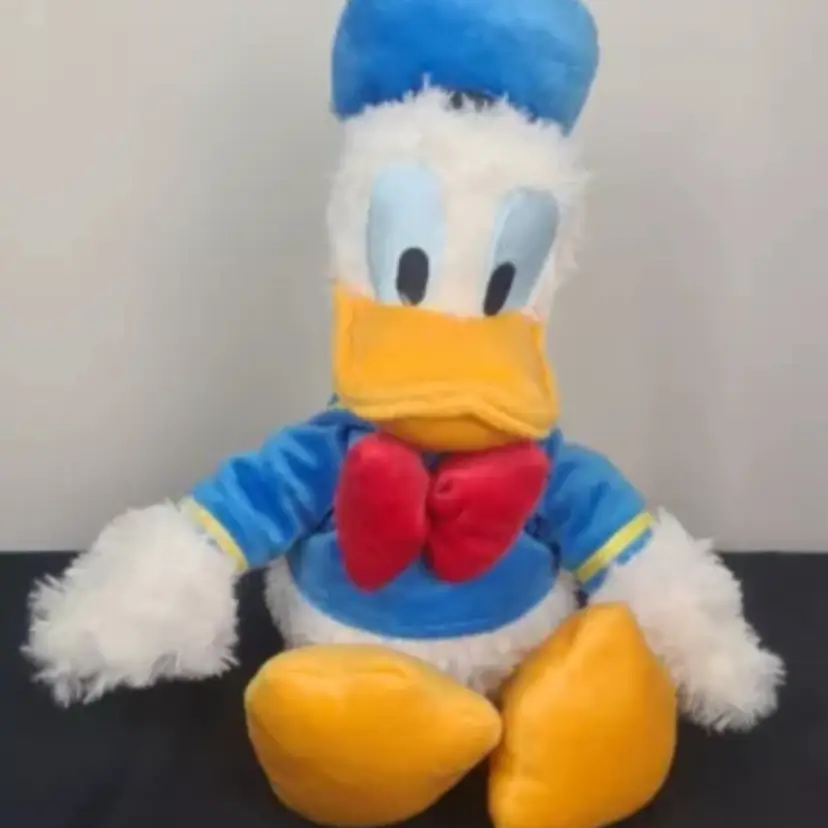 Disney Parks Donald Duck 16” Plush Fuzzy Stuffed Animal Toy Disneyland Authentic 
