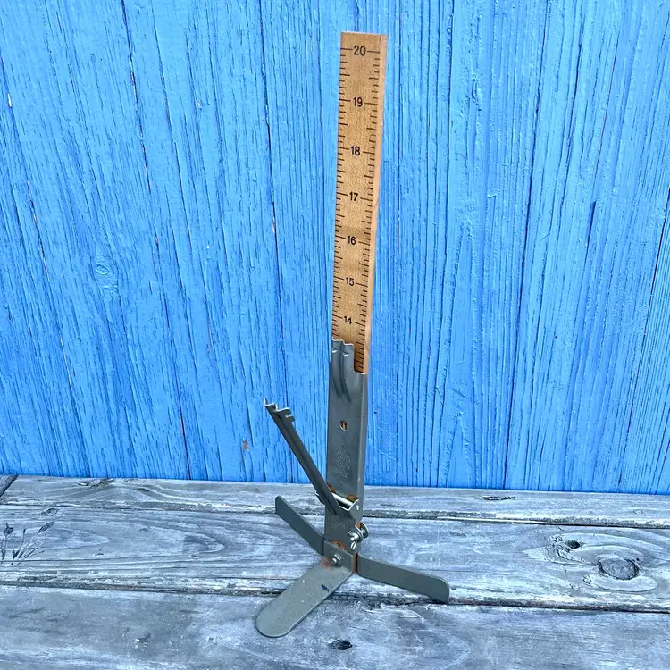 Vintage Pin-It Skirt Marker Adjustable Hem Marker Dressmaker Sewing Measuring