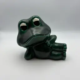 Hobbyist Neil The Frog Figure