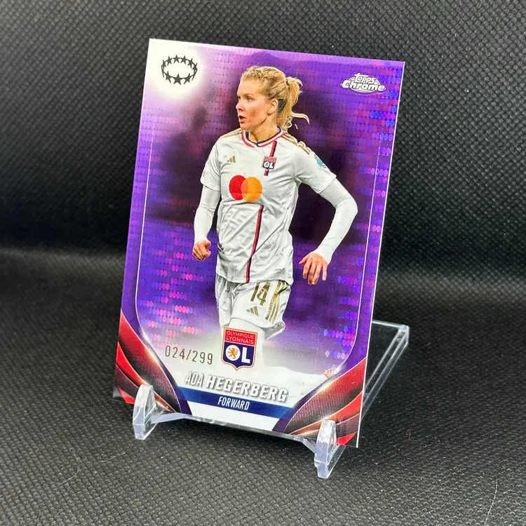 Ada Hegerberg 024/299 - 2023/24 Topps Chrome Purple Refractor UEFA OL Olympique Lyonnais