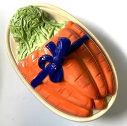 #01 Pfaltzgraff Ceramic Serving Bowl Dish. Carrots. Easter. Spring Vegetables