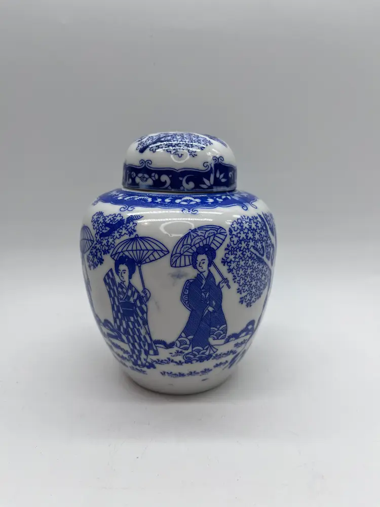 Mid Century Japanese ISCO Porcelain Lidded Ginger Jar Geisha Garden
