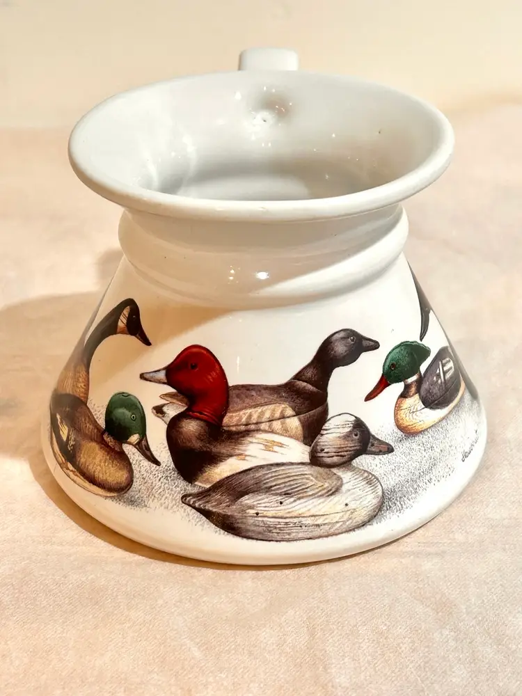 Vtg Duck Illustrated Design No-Spill Wide Bottom Ceramic Coffee Mug Travel Mug