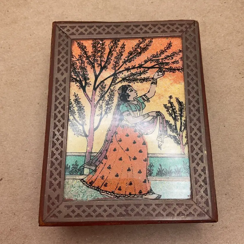 POW3 Wood & Brass Trinket Box with Inlay and Woman 4.25 x 3.25 x 1.5”The Bombay Store