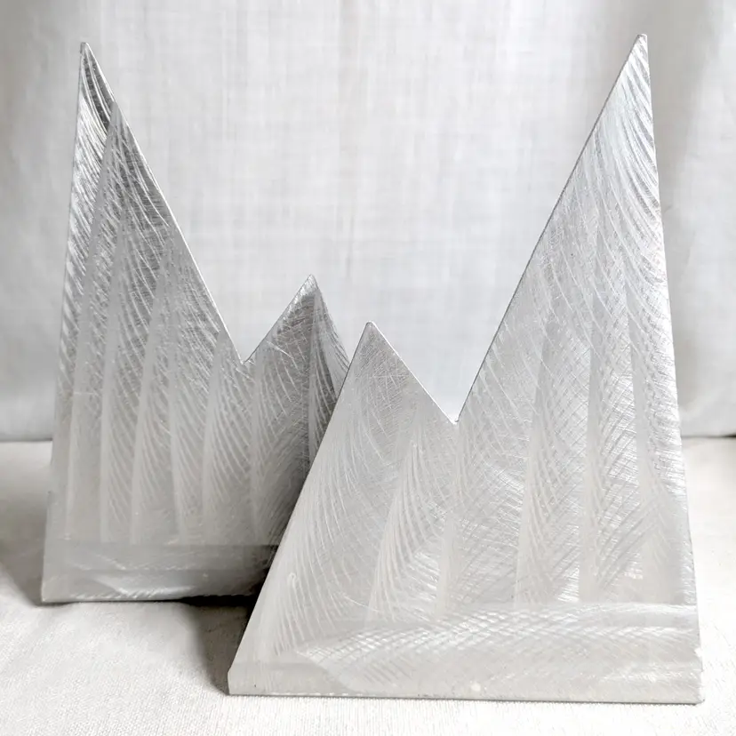Aluminum Mountain Shaped Bookends