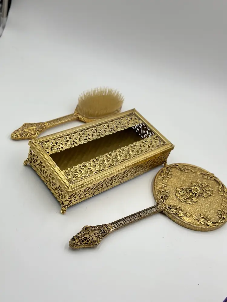 Ormolu Vanity Set