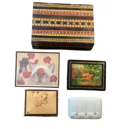 Buyer’s Choice - Trinket Box $10 SB