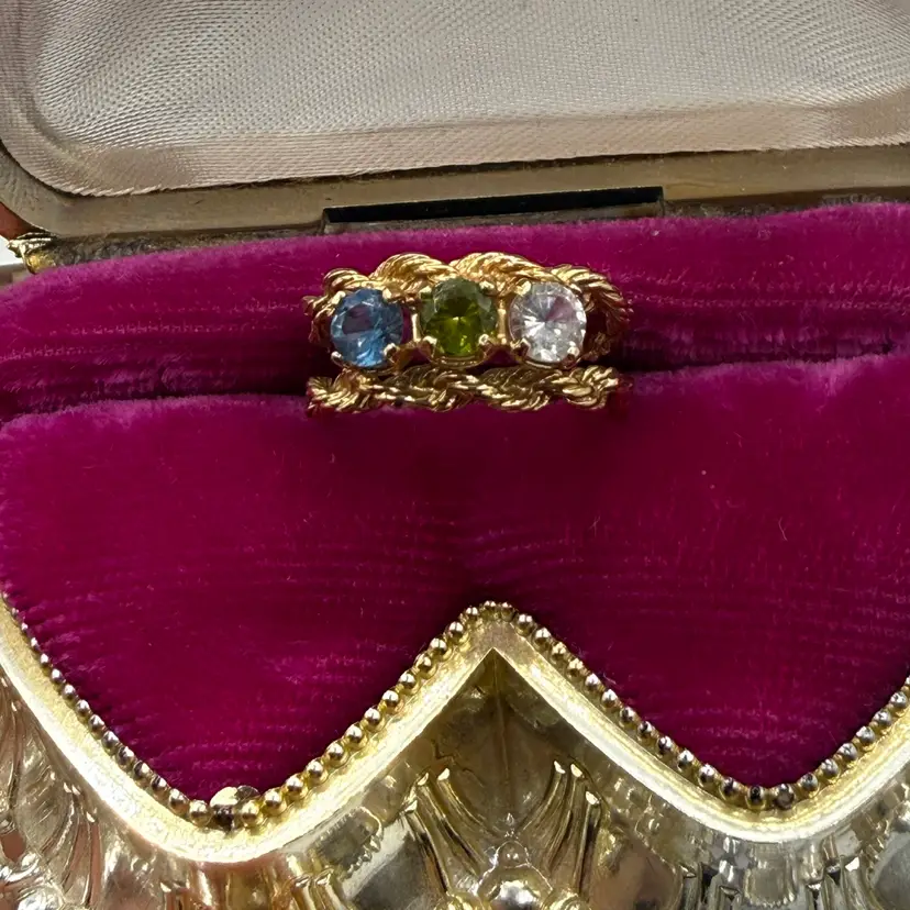 Vintage 14K Gold And Topaz, Peridot Ring Size - 4.5