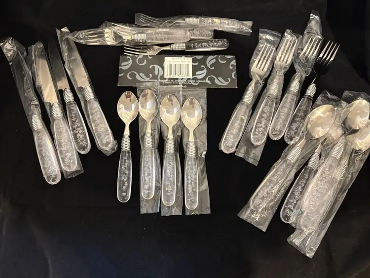 Vtg Stainless 20 piece flatware set Acrylic handles controlled bubbles Gibson Brand