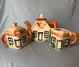 Vintage Cottage Ware Tea Set