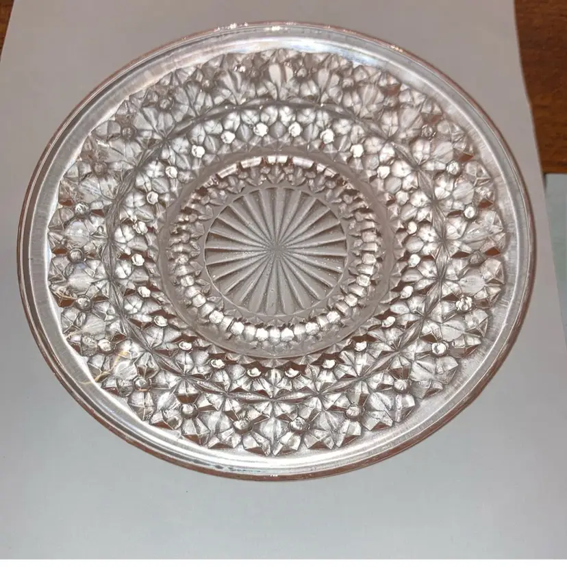 Vintage Pink Depression Glass 6" Dish! Beautiful design!