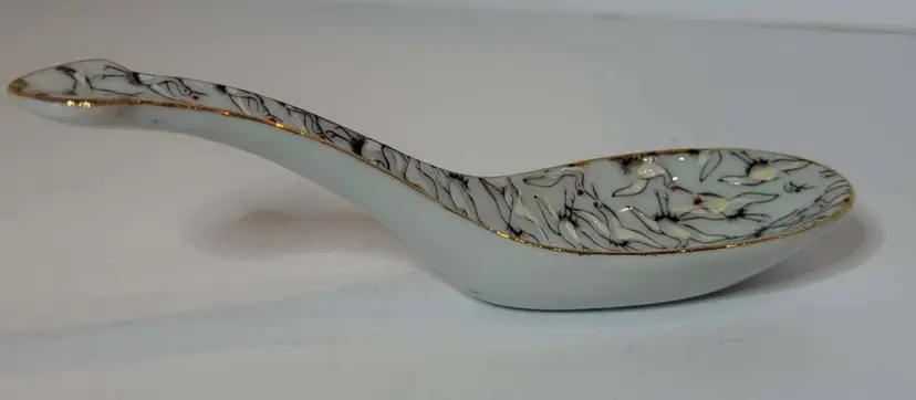 Japanese Thousand Cranes Kutani Porcelain Renge Spoon