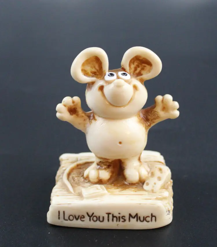 "I LOVE you this much" by The Great American Dream Company, Inc.  3 1/2 tall, resin