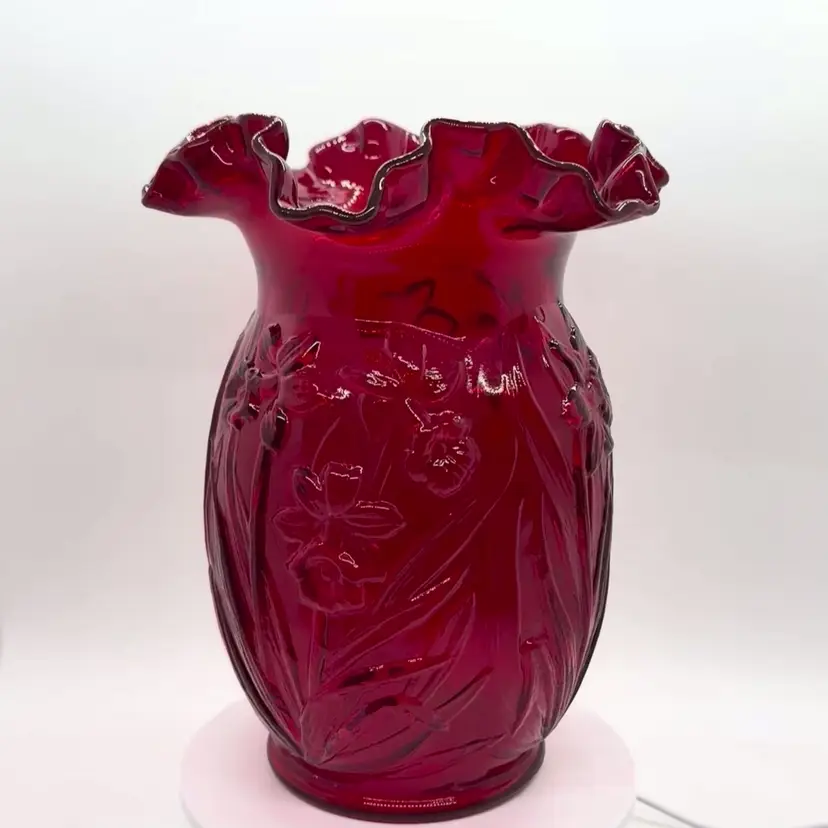 Vintage Fenton Amberina Ruby Red Daffodil Flower Vase UV Glow Orange Crest 8"