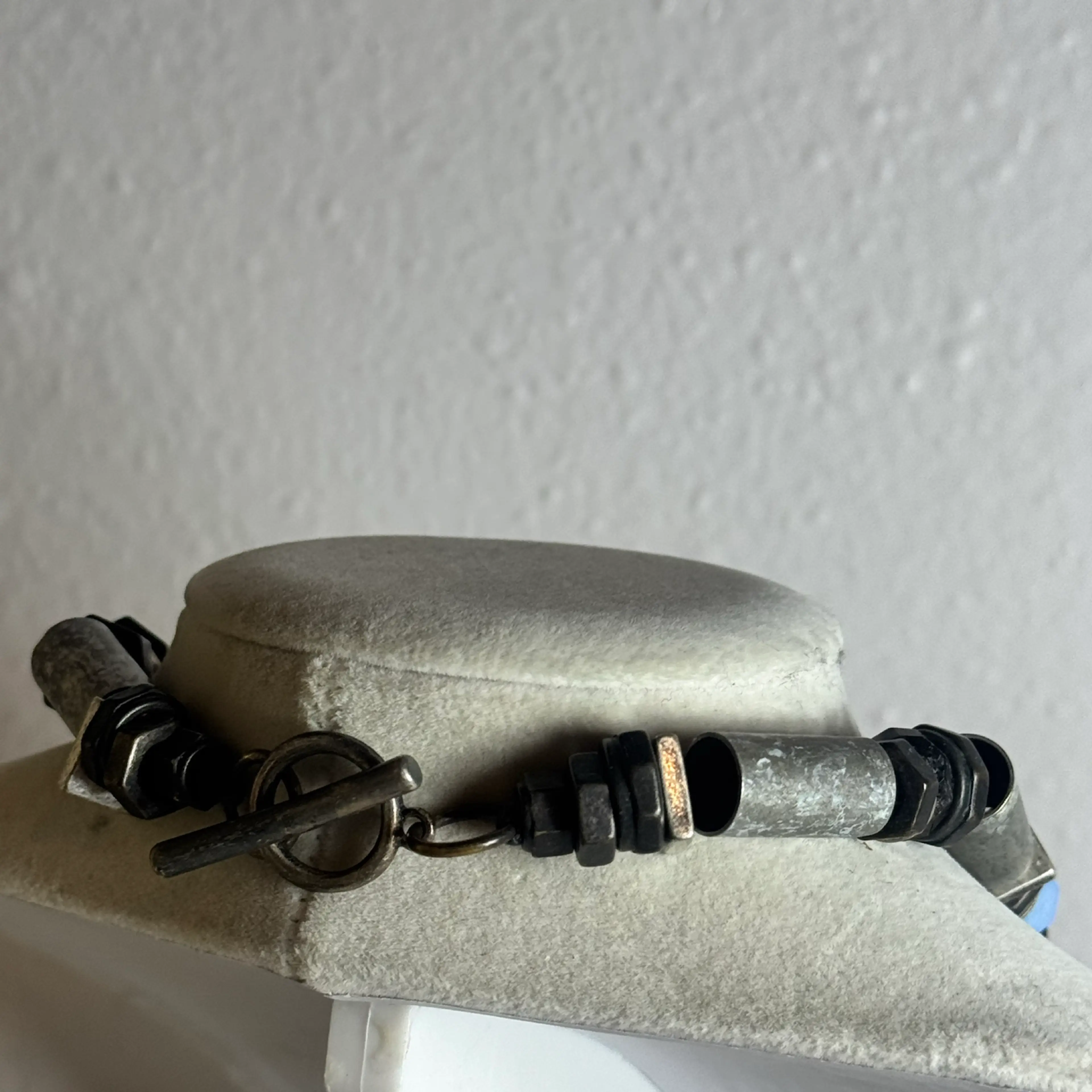 Image 4 of 4