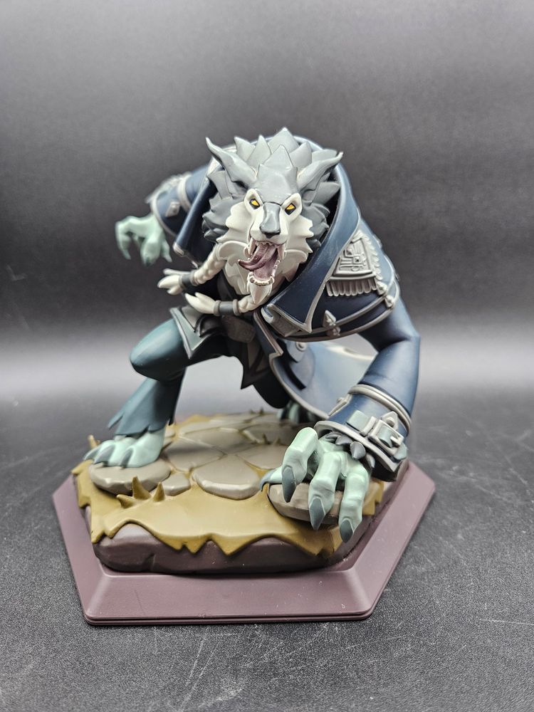2018 Blizzard Legends World of Warcraft Greymane Statue Vinyl 7" Figure