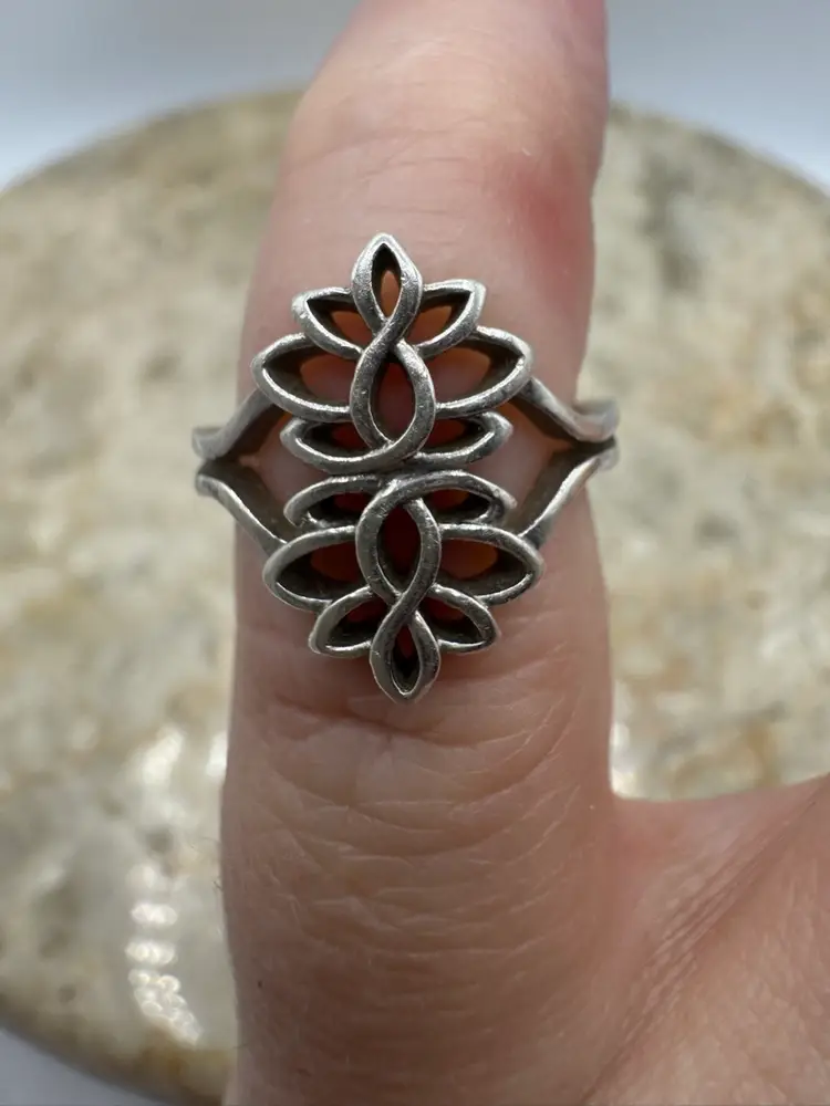 925 Sterling Silver Double Lotus flower Yoga Ring Size 4