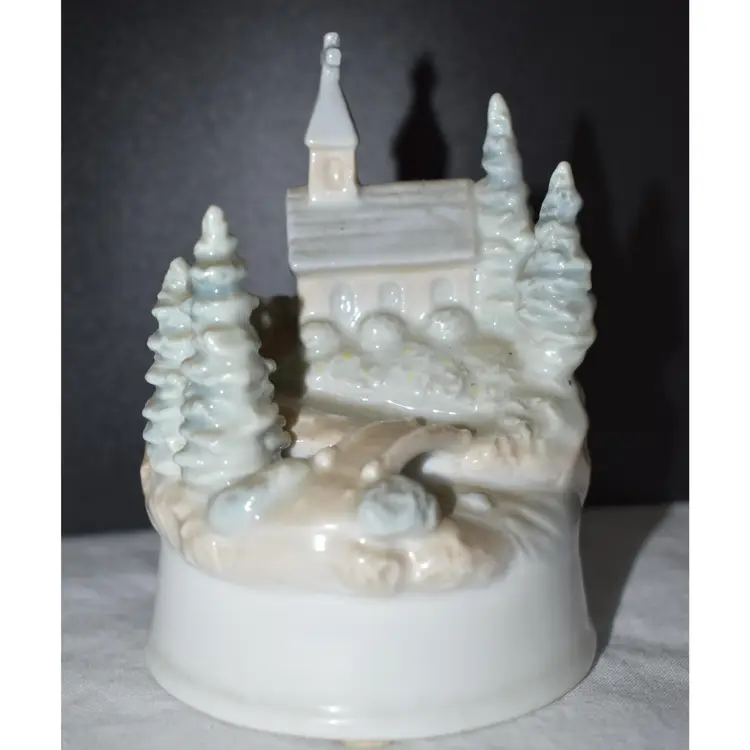 Vintage Music Box Plays "Amazing Grace"