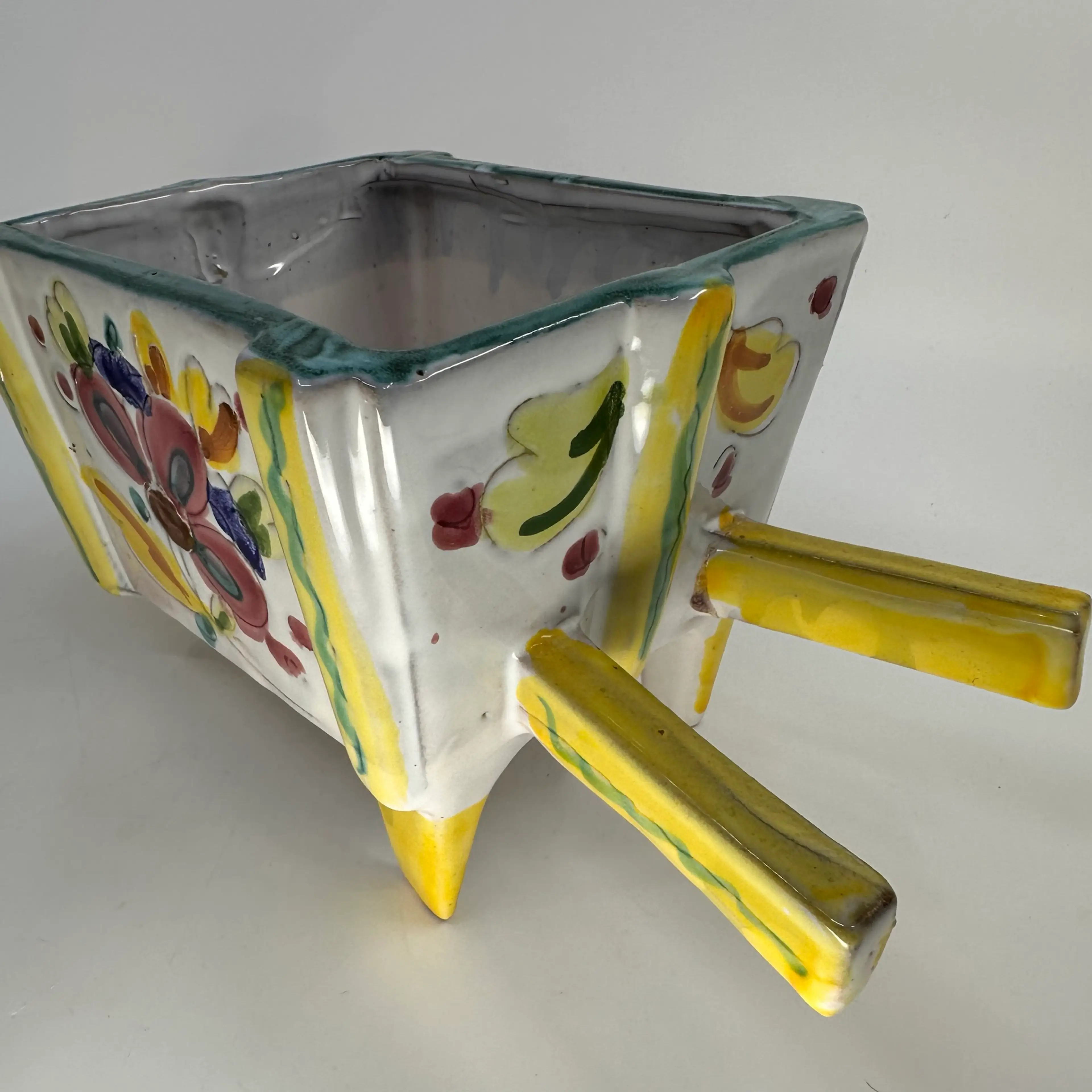 Image 4 of 6