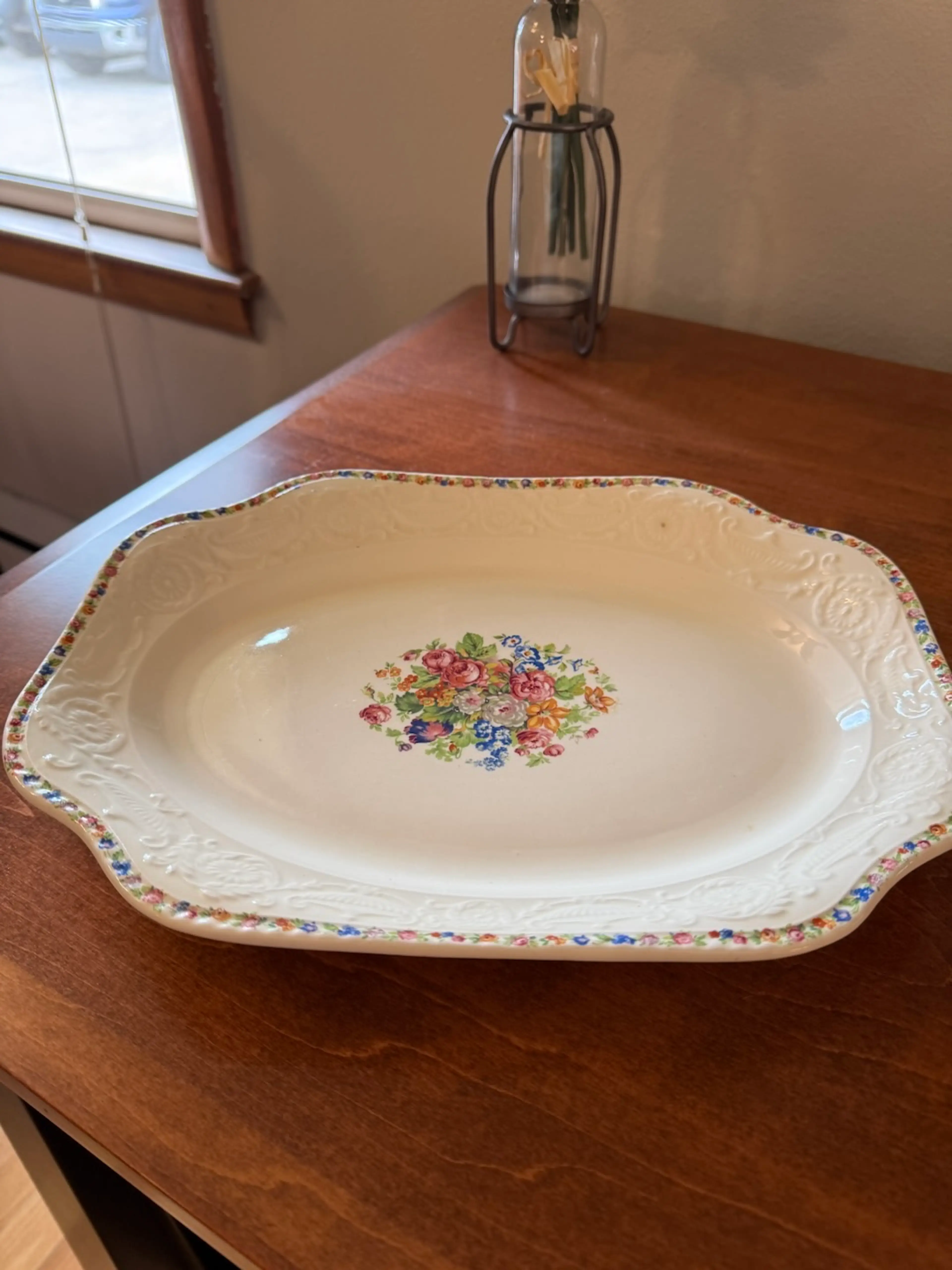 Image 2 of 7