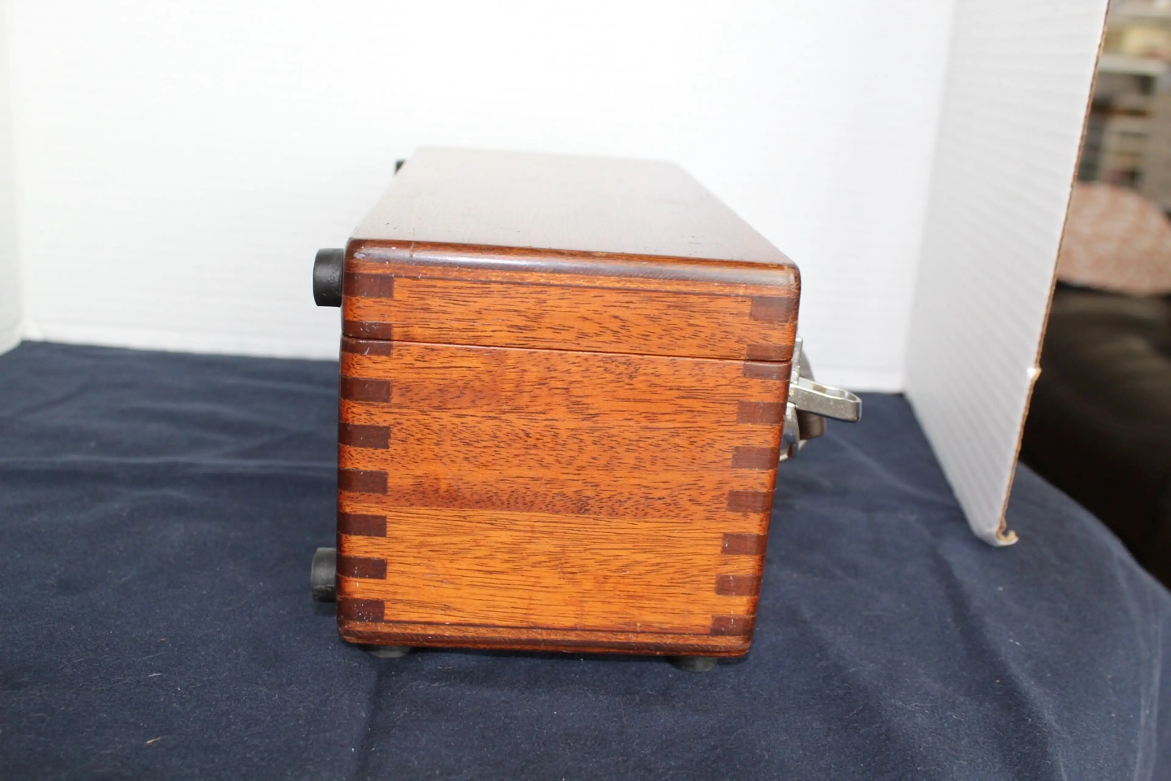 Image 4 of 9