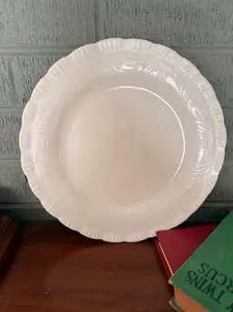 Vintage Uranium Milk Glass Dinner Plate 9.5 Inch | Scalloped Rim | Glows Under UV Light | Depression Era White Glass