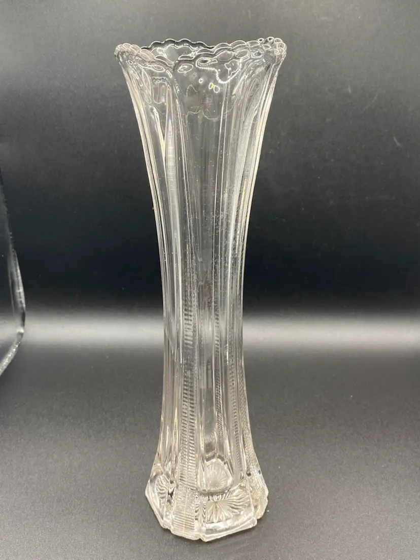 Vintage/Antique Clear Swung Glass Base