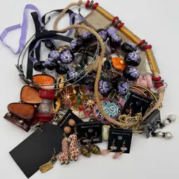 #03. Jewelry Pick 2 And Run