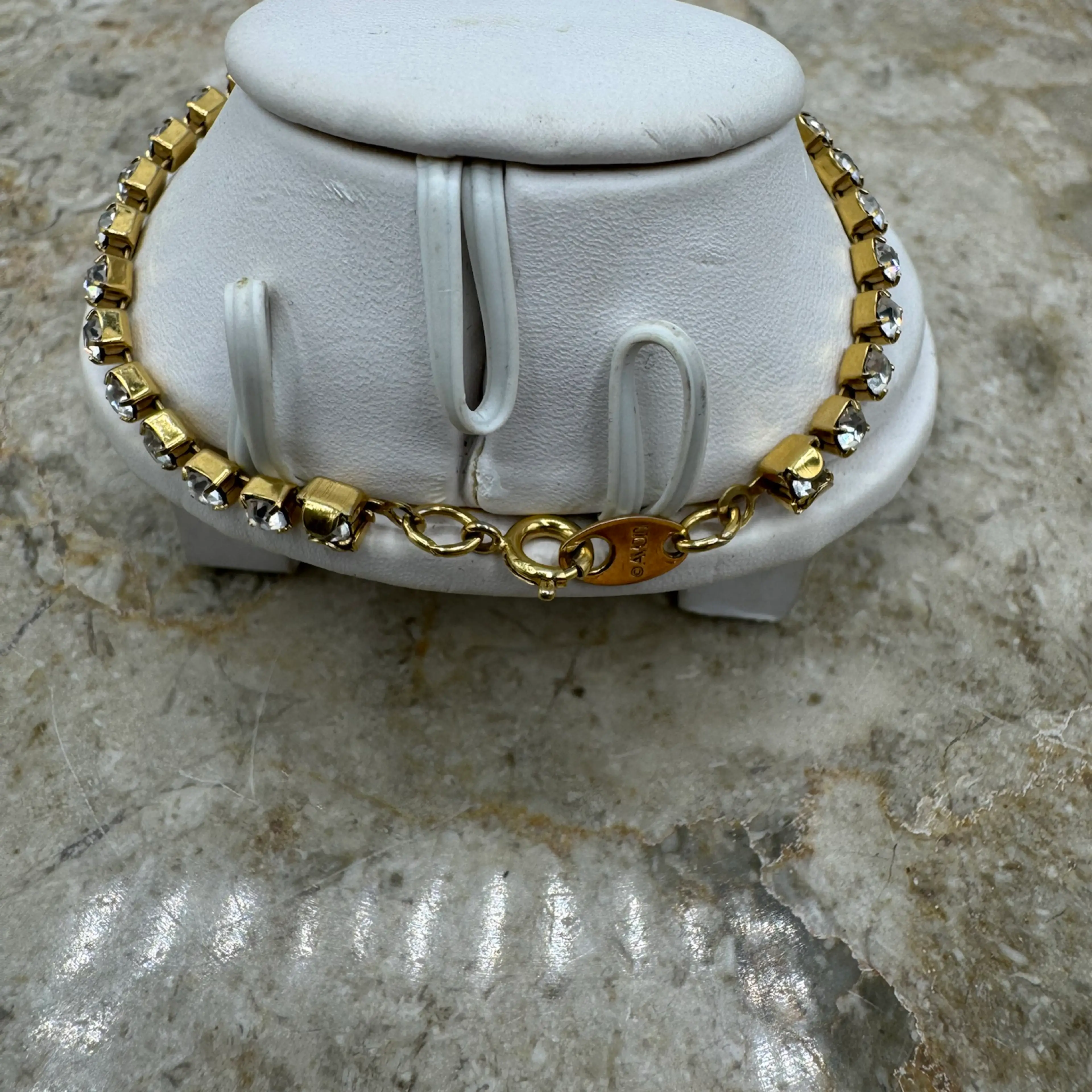 Image 3 of 3