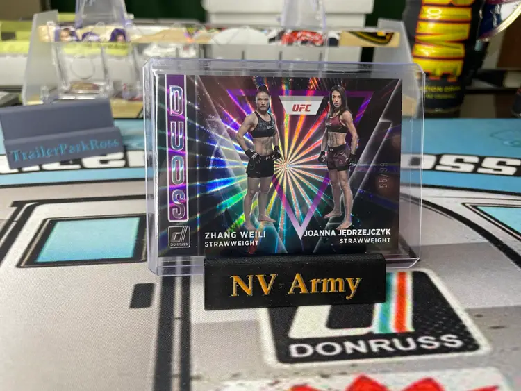 UFC- 2022 Panini Donruss Duos Zhang Weili Joanna Jedrzejczyk Purple Laser /99