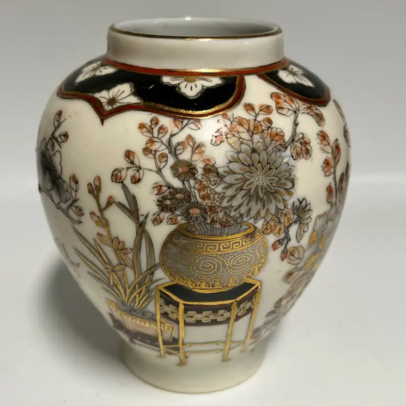 Vintage Toyo - Gilded Gold- Satsuma-Style Porcelain Ginger Jar – No Lid – Made in Macau – 4.5”