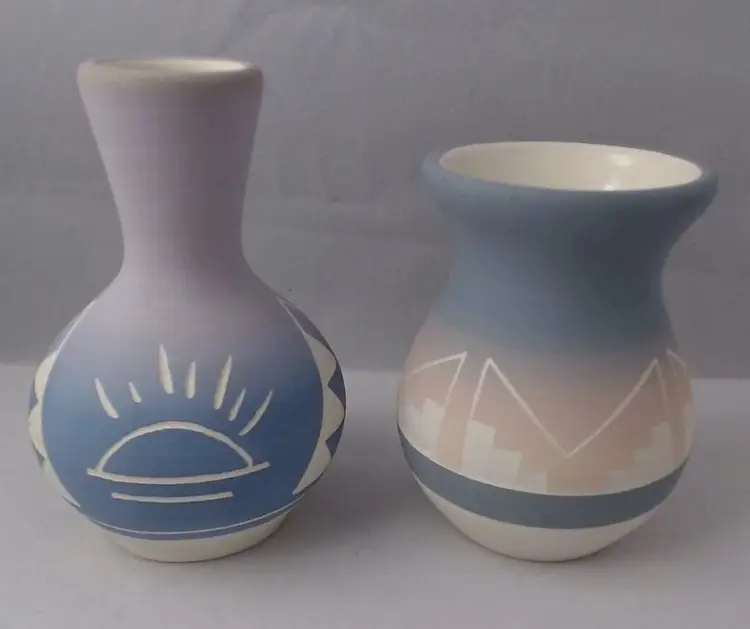 Set of 2 Sioux Pottery signed High Elk Luta Sapa Color with Info Paper inside