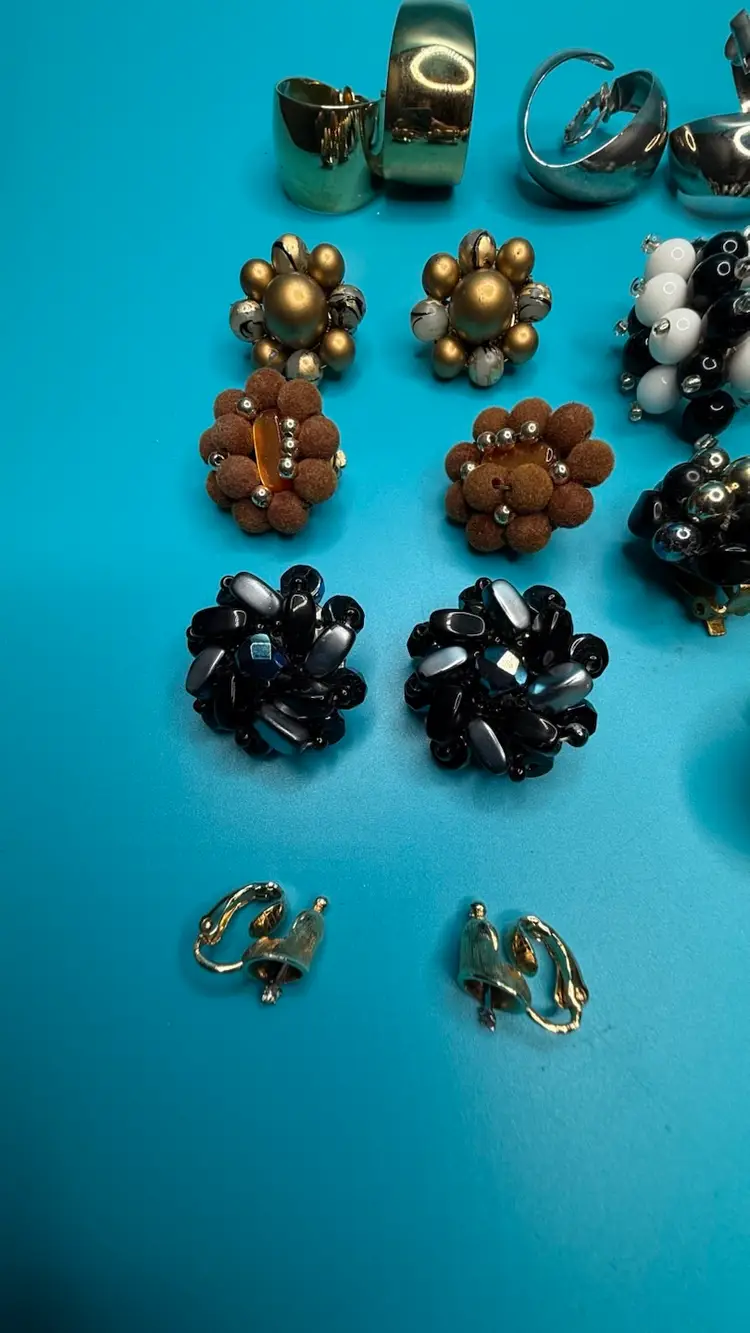 Lot Of 14 Vintage Clip On Earrings Some Japan & West German